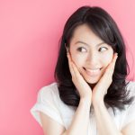 怪しさは行動にあらわれる…。